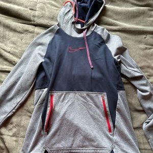 Nike thermafit hoodie